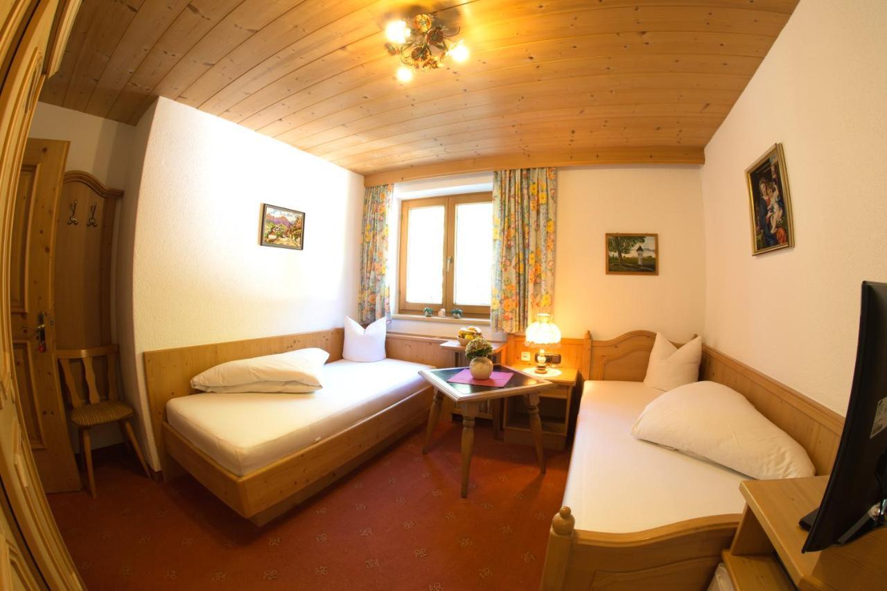 Landhaus Zauser Sankt Anton am Arlberg Esterno foto